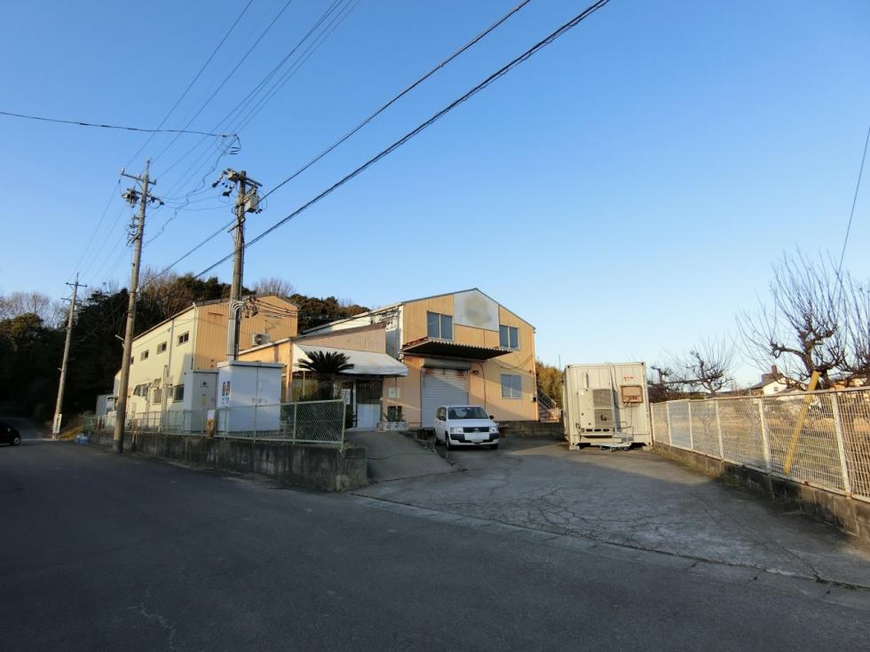 日進市三本木町貸工場