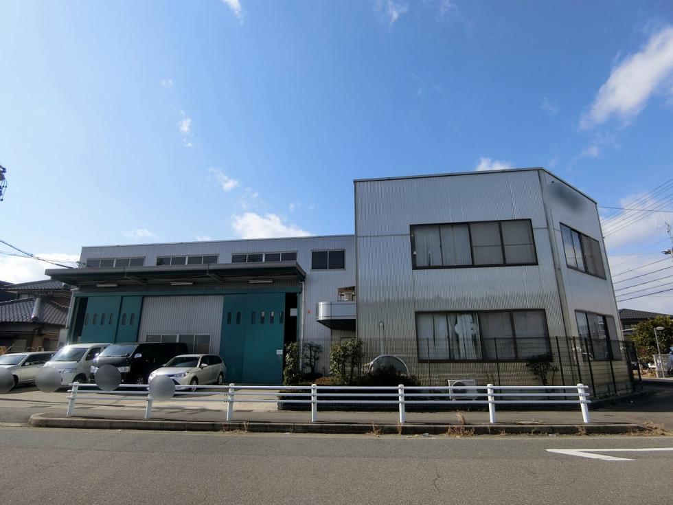 小牧市三ツ渕事務所付貸工場